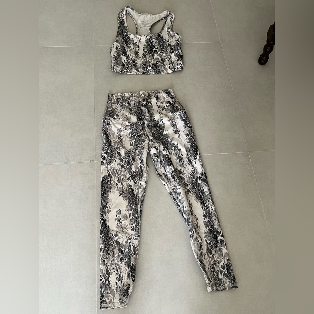 Matching workout set